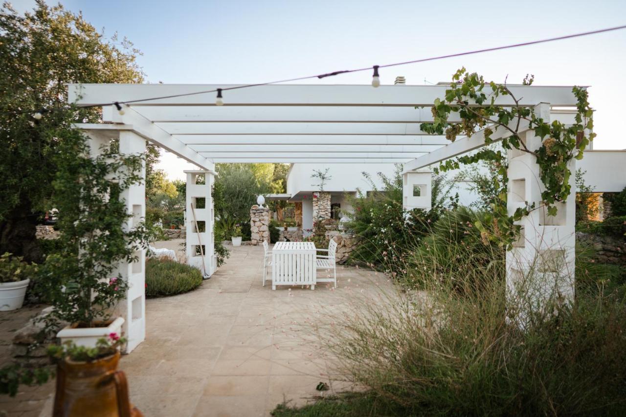 Prestigiosa Villa Con Piscina Condominiale モノーポリ エクステリア 写真