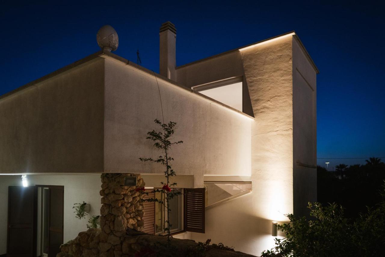 Prestigiosa Villa Con Piscina Condominiale モノーポリ エクステリア 写真